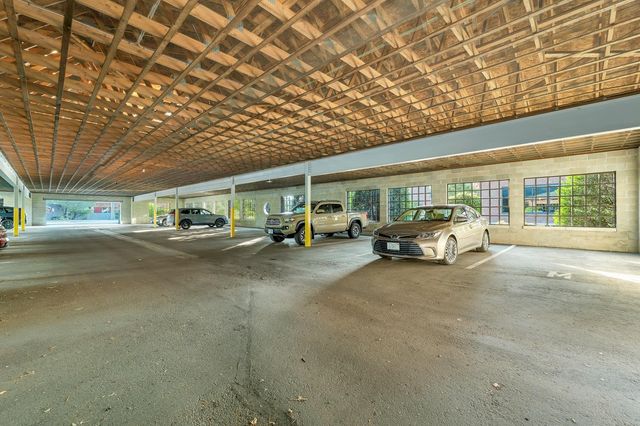 48 Landing Ln Unit 19, Laconia, NH 03246