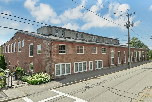 48 Landing Ln Unit 19, Laconia, NH 03246