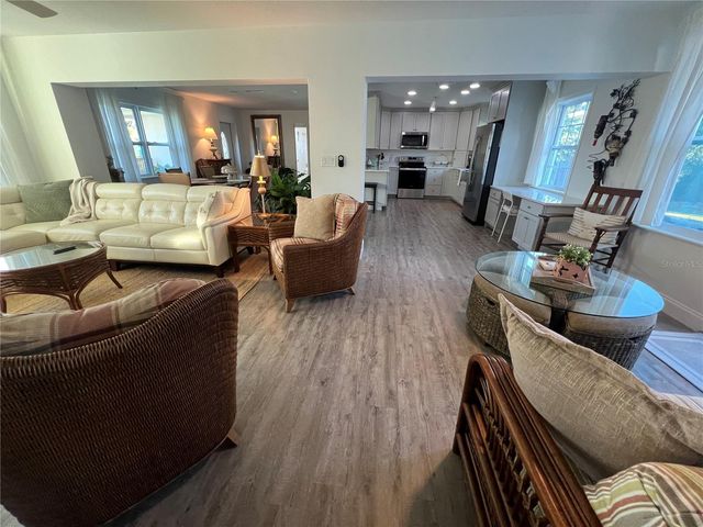 4620 7TH AVENUE W, Bradenton, FL 34209