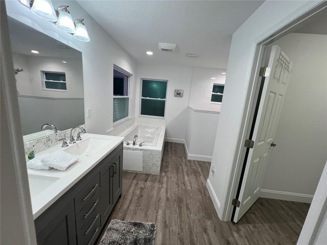 4620 7TH AVENUE W, Bradenton, FL 34209