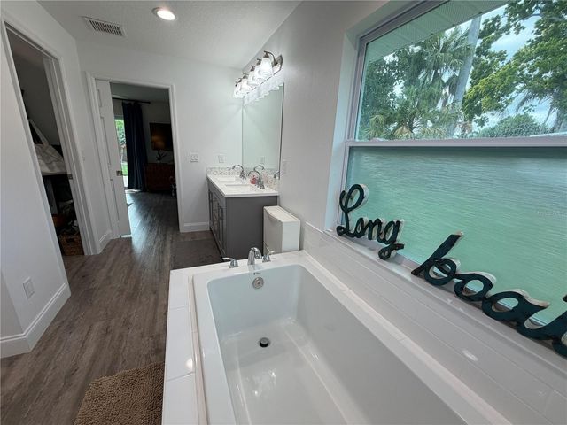 4620 7TH AVENUE W, Bradenton, FL 34209