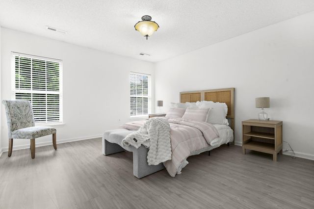 5055 Thornton Drive, Summerville, SC 29485