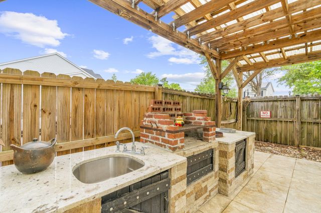 5055 Thornton Drive, Summerville, SC 29485