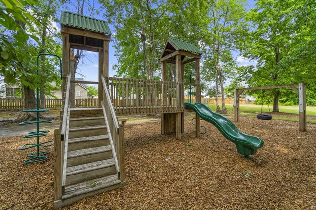 5055 Thornton Drive, Summerville, SC 29485