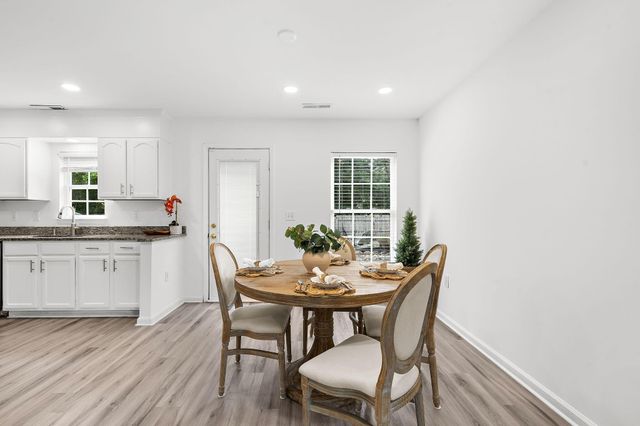 5055 Thornton Drive, Summerville, SC 29485