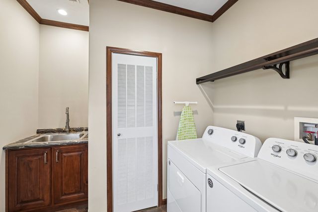 590 Vz County Road 2704, Mabank, TX 75147