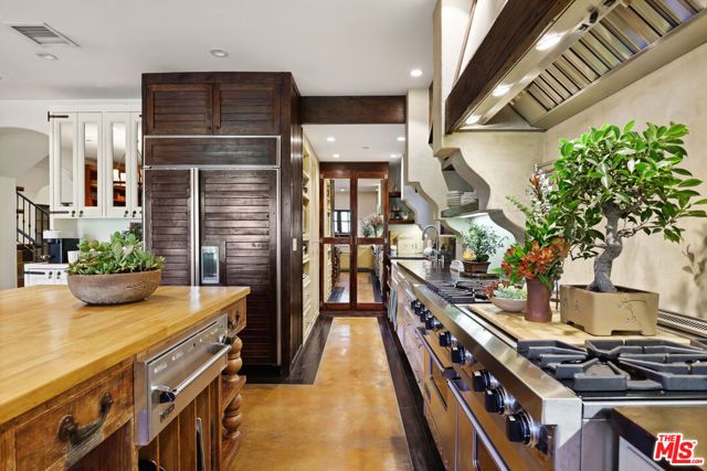 423 22nd Street, Santa Monica, CA 90402