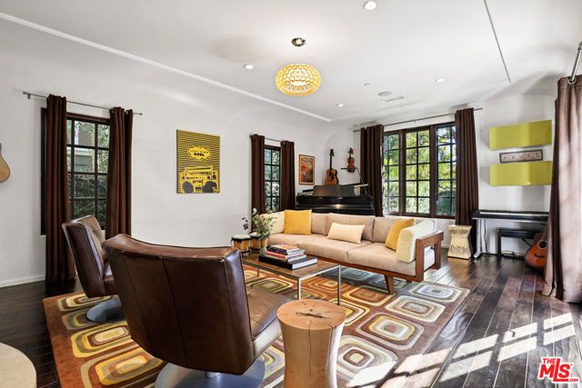 423 22nd Street, Santa Monica, CA 90402