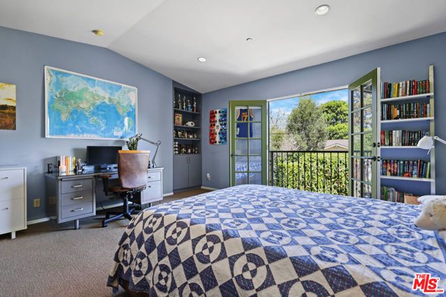 423 22nd Street, Santa Monica, CA 90402