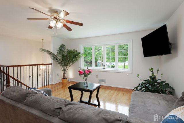 1465 Thomas Avenue, North Brunswick, NJ 08902
