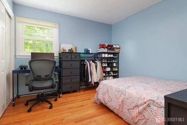 1465 Thomas Avenue, North Brunswick, NJ 08902
