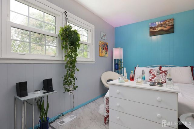 1465 Thomas Avenue, North Brunswick, NJ 08902