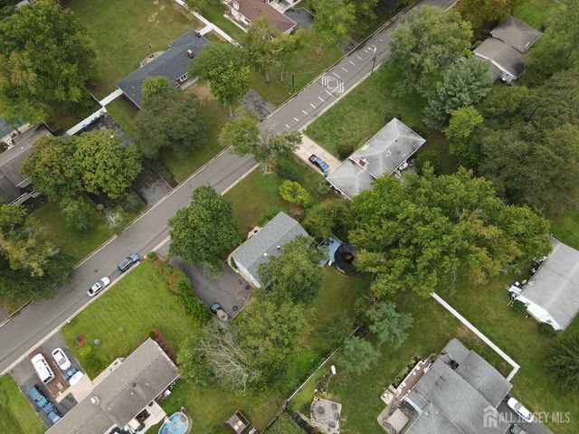 1465 Thomas Avenue, North Brunswick, NJ 08902