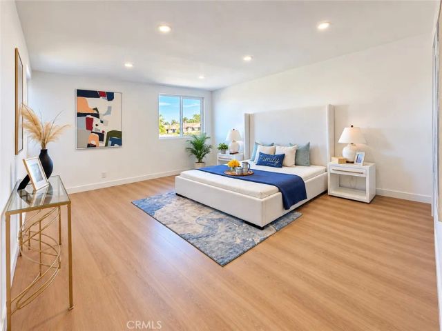 7666 E Paseo Laredo, Anaheim, CA 92808