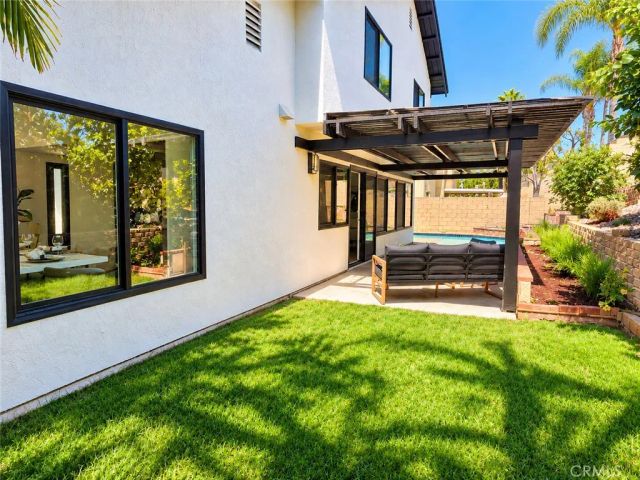 7666 E Paseo Laredo, Anaheim, CA 92808