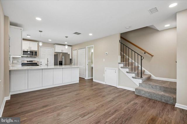 6035 MARTIN LUTHER KING JR CT, Capitol Heights, MD 20743