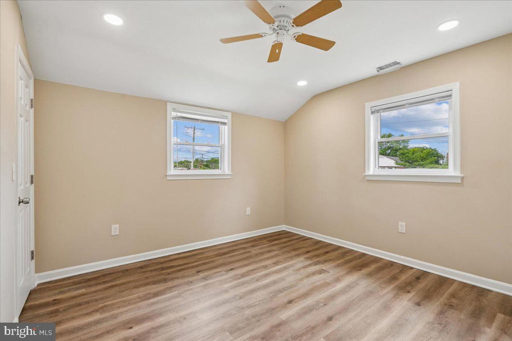 Image 24 of property listing at 6035 MARTIN LUTHER KING JR CT, Capitol Heights, MD 20743