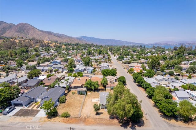 33161 Pederson, Lake Elsinore, CA 92530