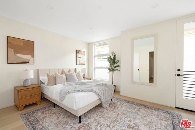 1011 N Ogden Drive 103, West Hollywood, CA 90046