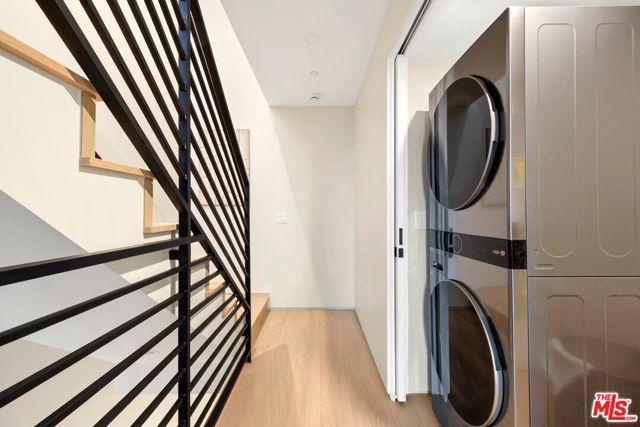 1011 N Ogden Drive 103, West Hollywood, CA 90046