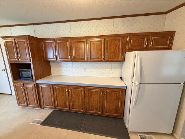 153 Prairie Lea Drive, Angleton, TX 77515