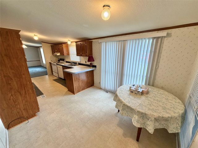 153 Prairie Lea Drive, Angleton, TX 77515