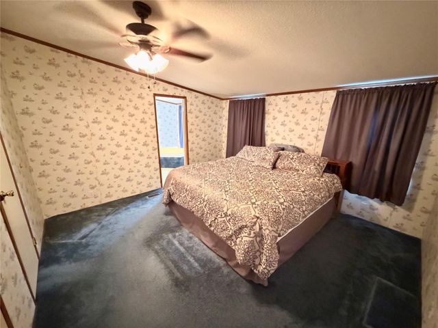 153 Prairie Lea Drive, Angleton, TX 77515