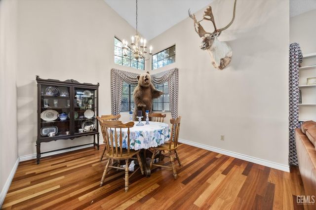 7125 Yuma Way, Bakersfield, CA 93308