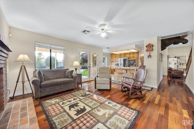 7125 Yuma Way, Bakersfield, CA 93308