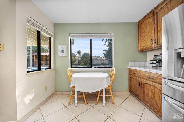 7125 Yuma Way, Bakersfield, CA 93308