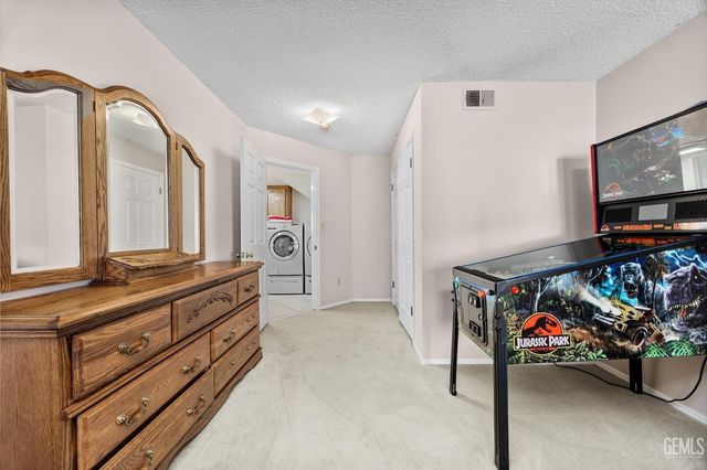 7125 Yuma Way, Bakersfield, CA 93308