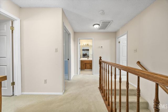 7125 Yuma Way, Bakersfield, CA 93308