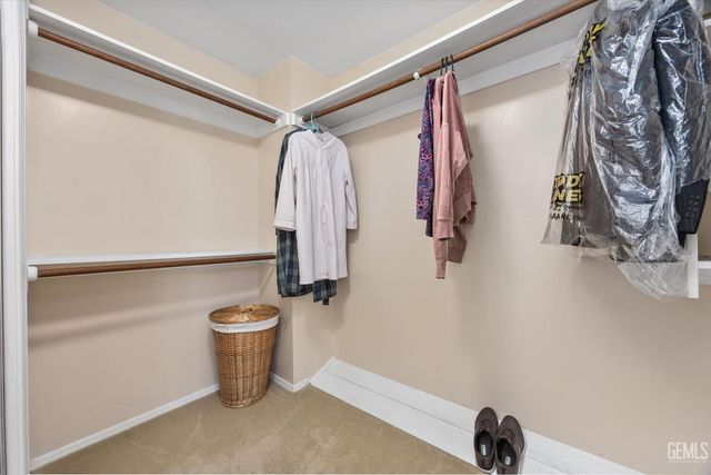 7125 Yuma Way, Bakersfield, CA 93308