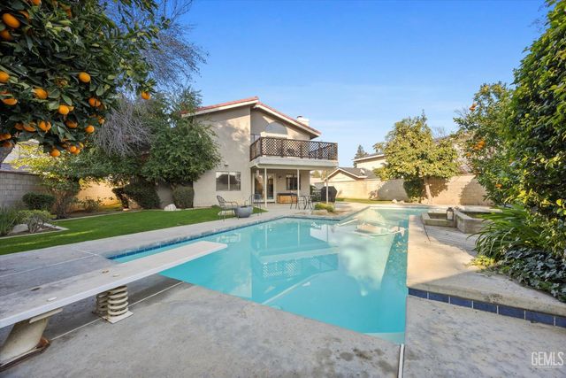 7125 Yuma Way, Bakersfield, CA 93308