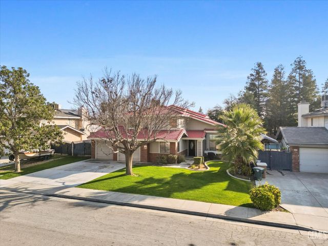 7125 Yuma Way, Bakersfield, CA 93308