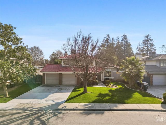 7125 Yuma Way, Bakersfield, CA 93308