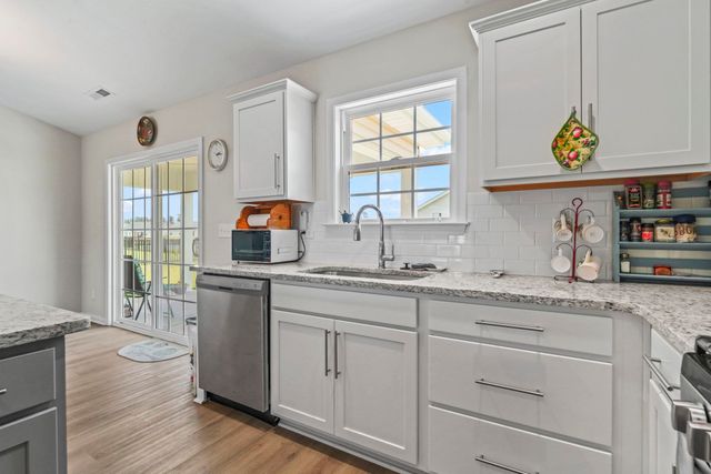 602 Lightwood Dr., Conway, SC 29526