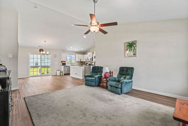 602 Lightwood Dr., Conway, SC 29526
