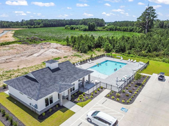 602 Lightwood Dr., Conway, SC 29526
