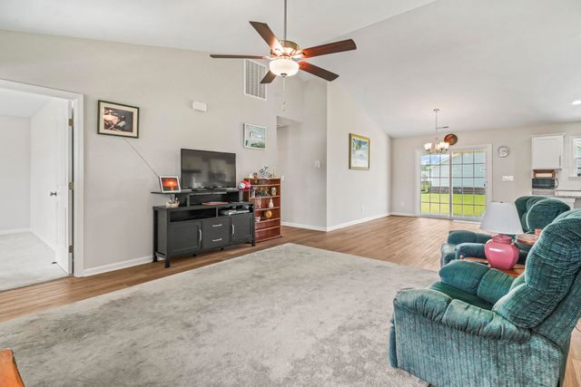 602 Lightwood Dr., Conway, SC 29526