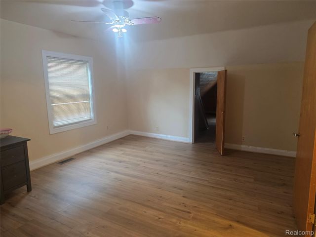 24540 Emerson Street, Dearborn, MI 48124