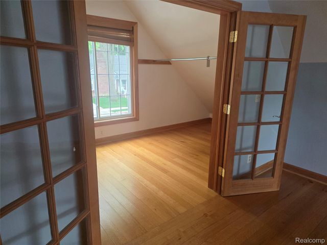24540 Emerson Street, Dearborn, MI 48124