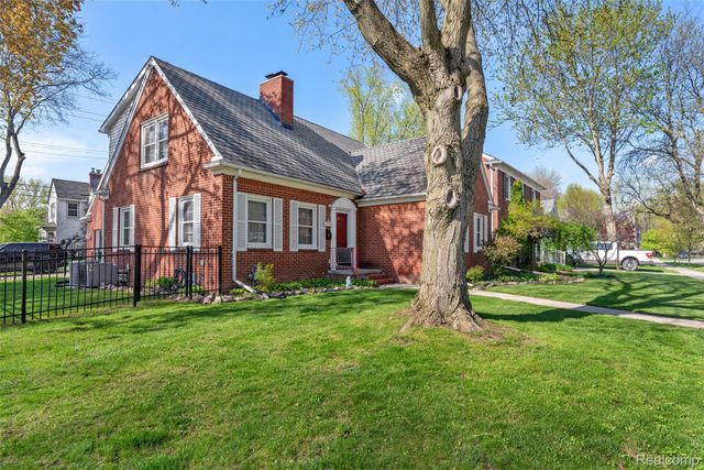24540 Emerson Street, Dearborn, MI 48124