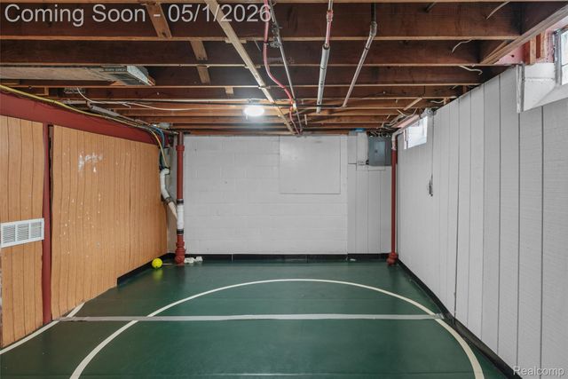 24540 Emerson Street, Dearborn, MI 48124