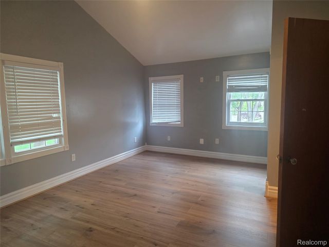 24540 Emerson Street, Dearborn, MI 48124