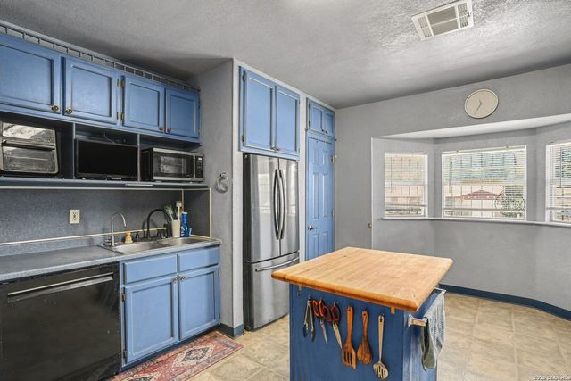 5119 Oldstead St, San Antonio, TX 78228