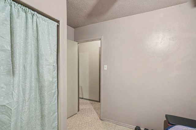 5119 Oldstead St, San Antonio, TX 78228