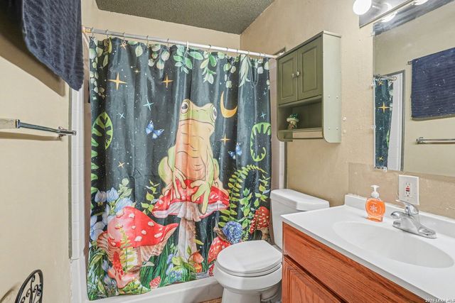 5119 Oldstead St, San Antonio, TX 78228