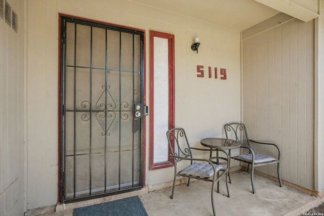 5119 Oldstead St, San Antonio, TX 78228