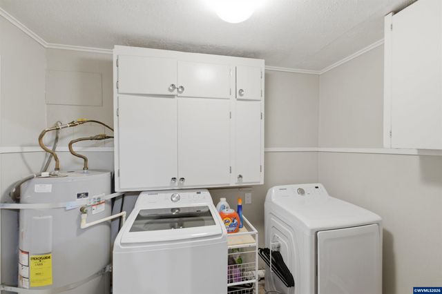 3090 D St NE, Salem, OR 97301